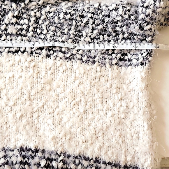 Justice Pullover Hooded Sweater V Neck Long Sleeve Sparkles Striped Black 8 - Picture 13 of 15